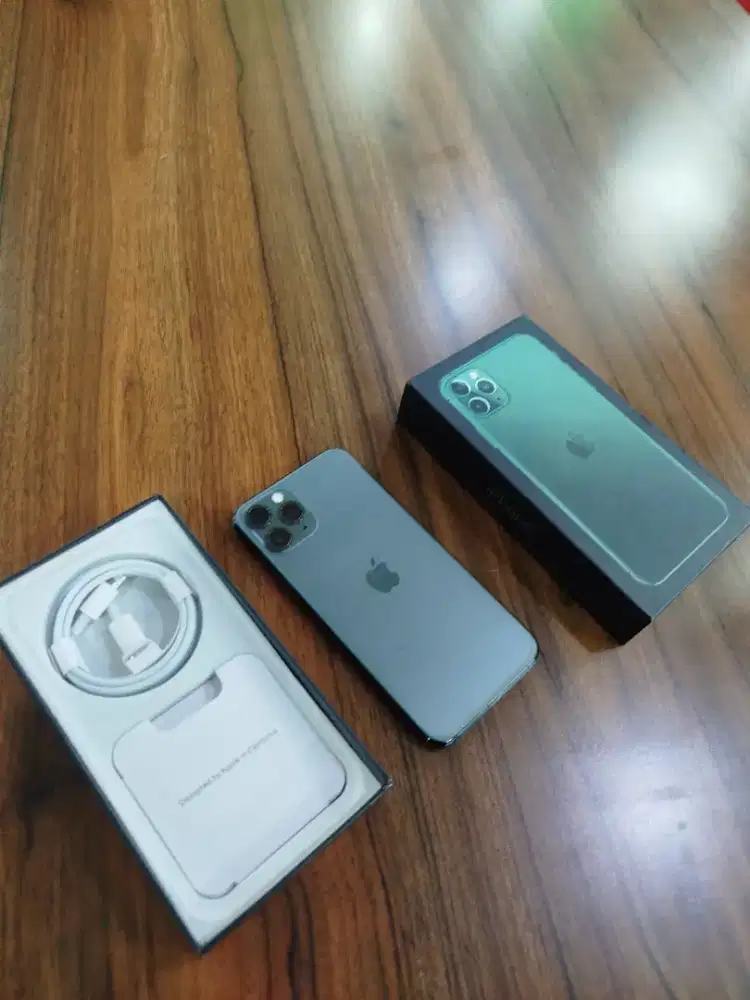 iPhone 11 pro 256gb sendiri itu pasti