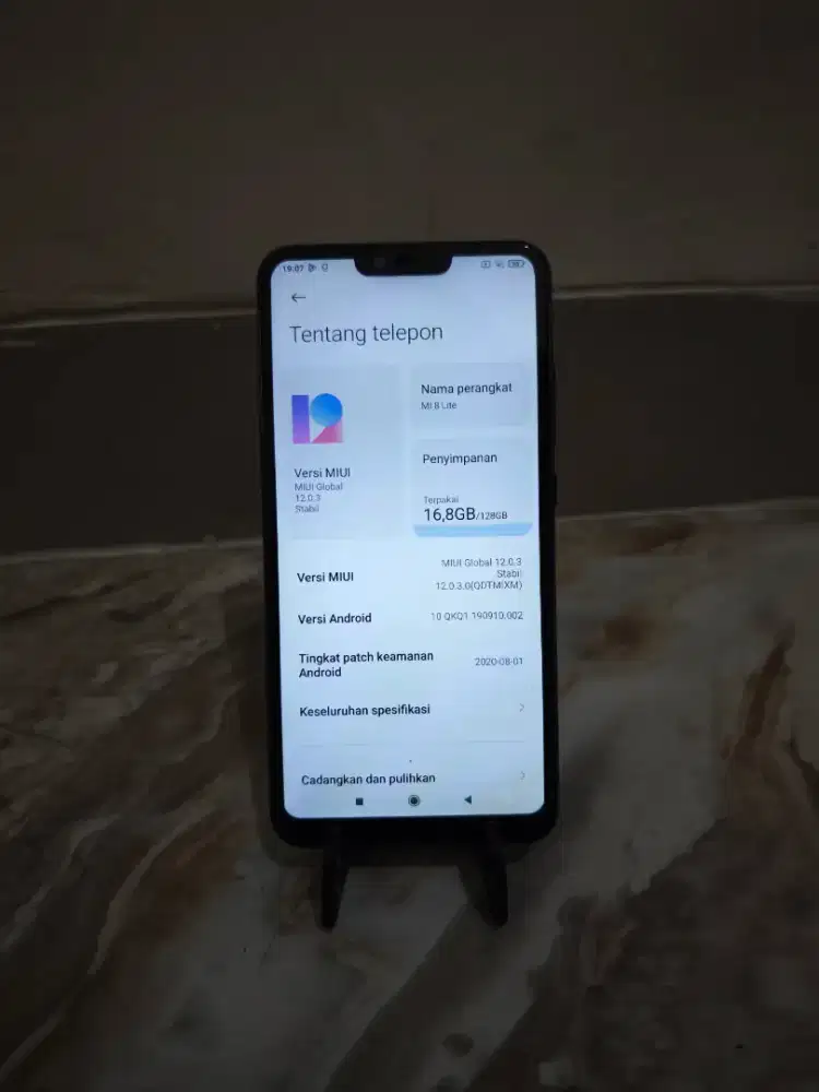 Mi 8 Lite 4 / 128 batangan