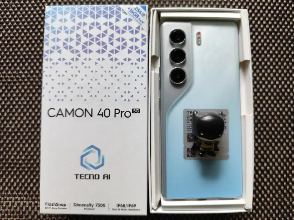 tecno camon 40 pro 5g 8/256 fullset