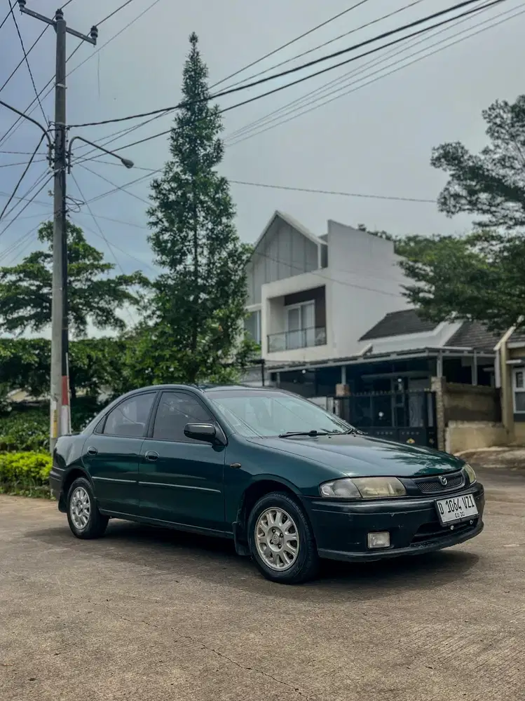 Mazda Familia 1998 Bensin