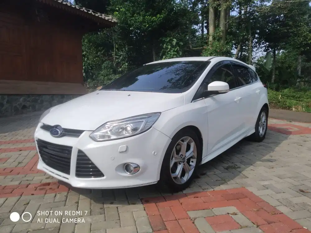 Ford Focus 2012 Bensin
