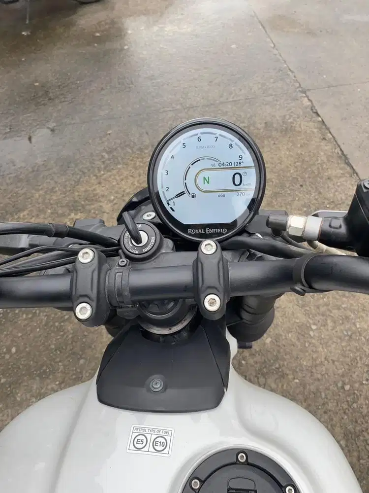 Royal Enfield guerilla 450 mulus