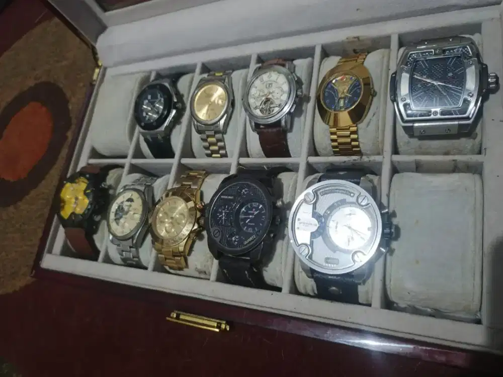 Jam tangan borongan
