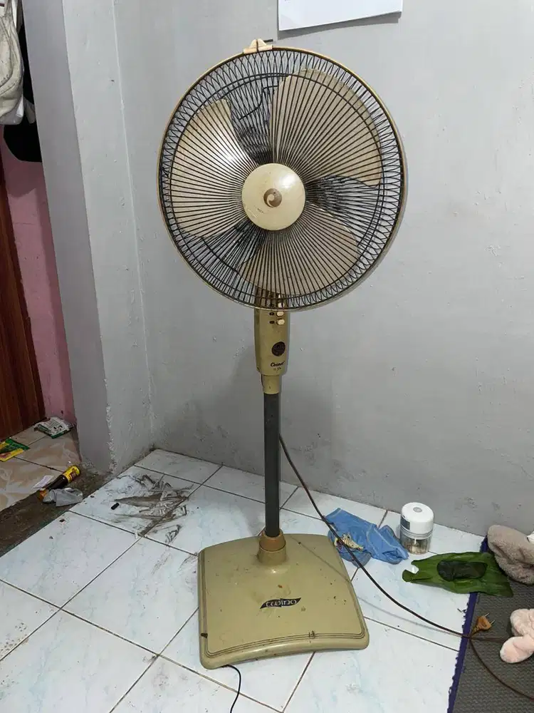 KIPAS ANGIN BESAR MERK COSMOS