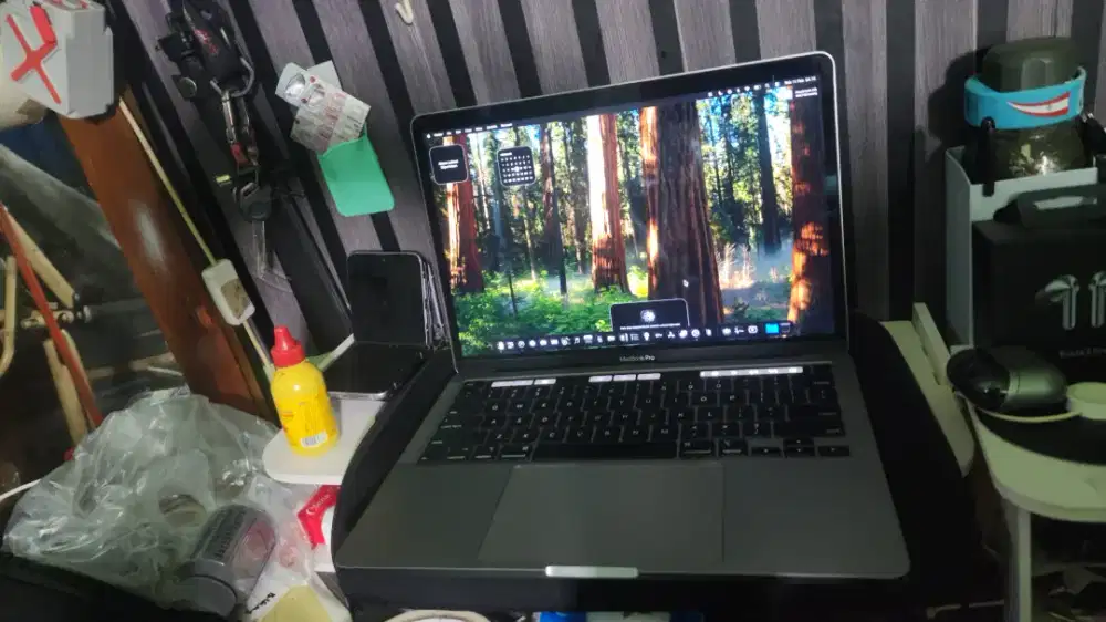 MacBook Pro 2020 Ram 16gb Rom 512gb jual cpt