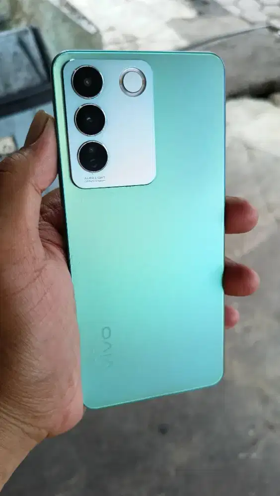 Vivo v27e 12/256 batang