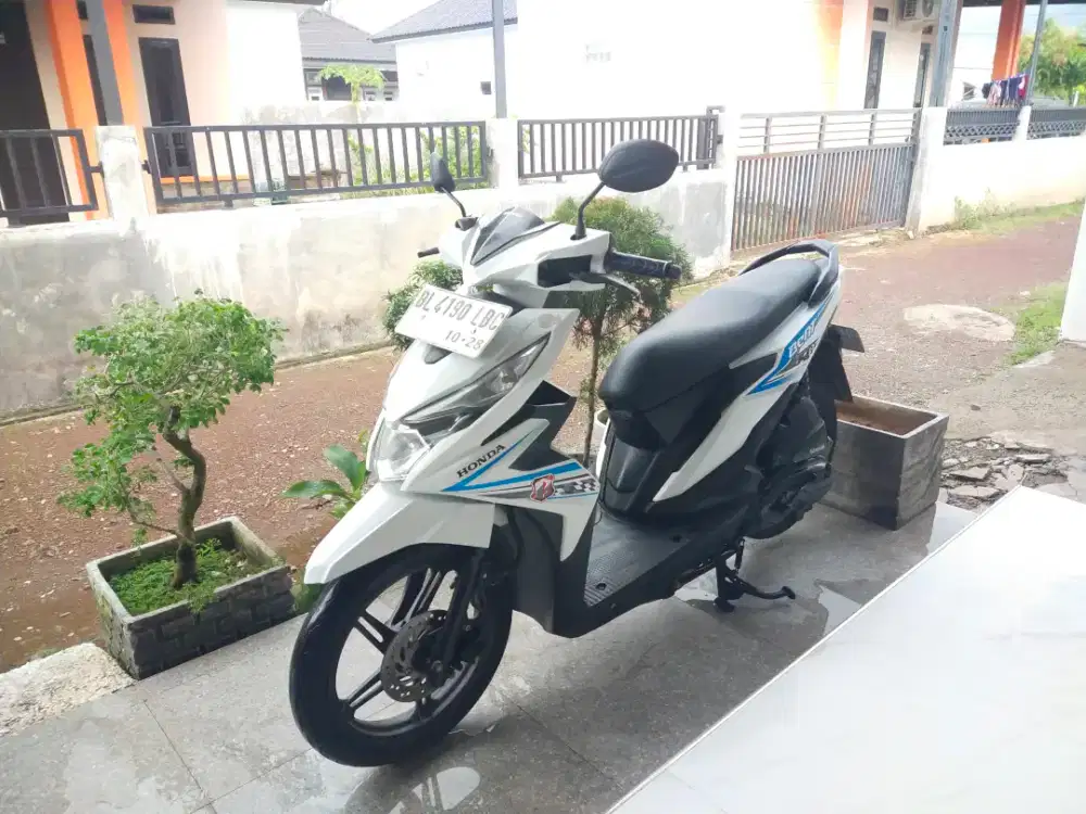 Di jual honda beat fi 2018 akhir siap pakai