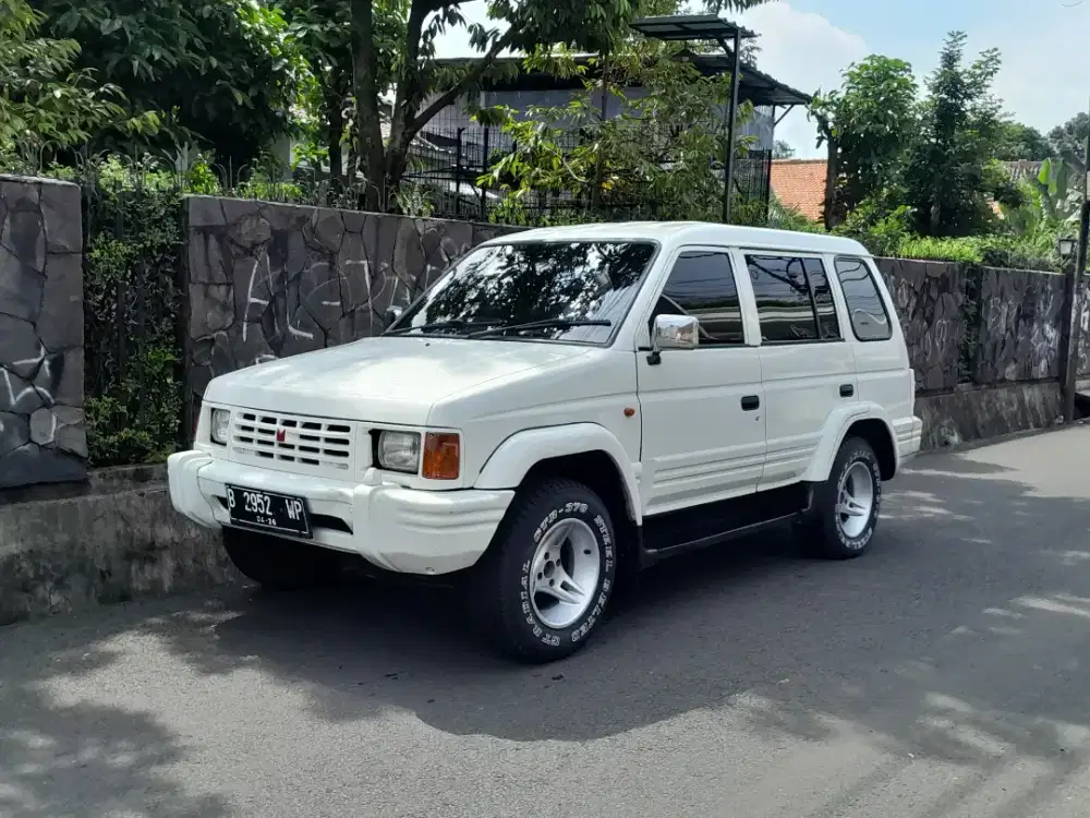 Isuzu panther 2.3cc AC power steeing