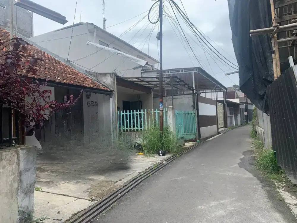Rumah dijual di tengah kota Bandung daerah Burangrang, Lengkong