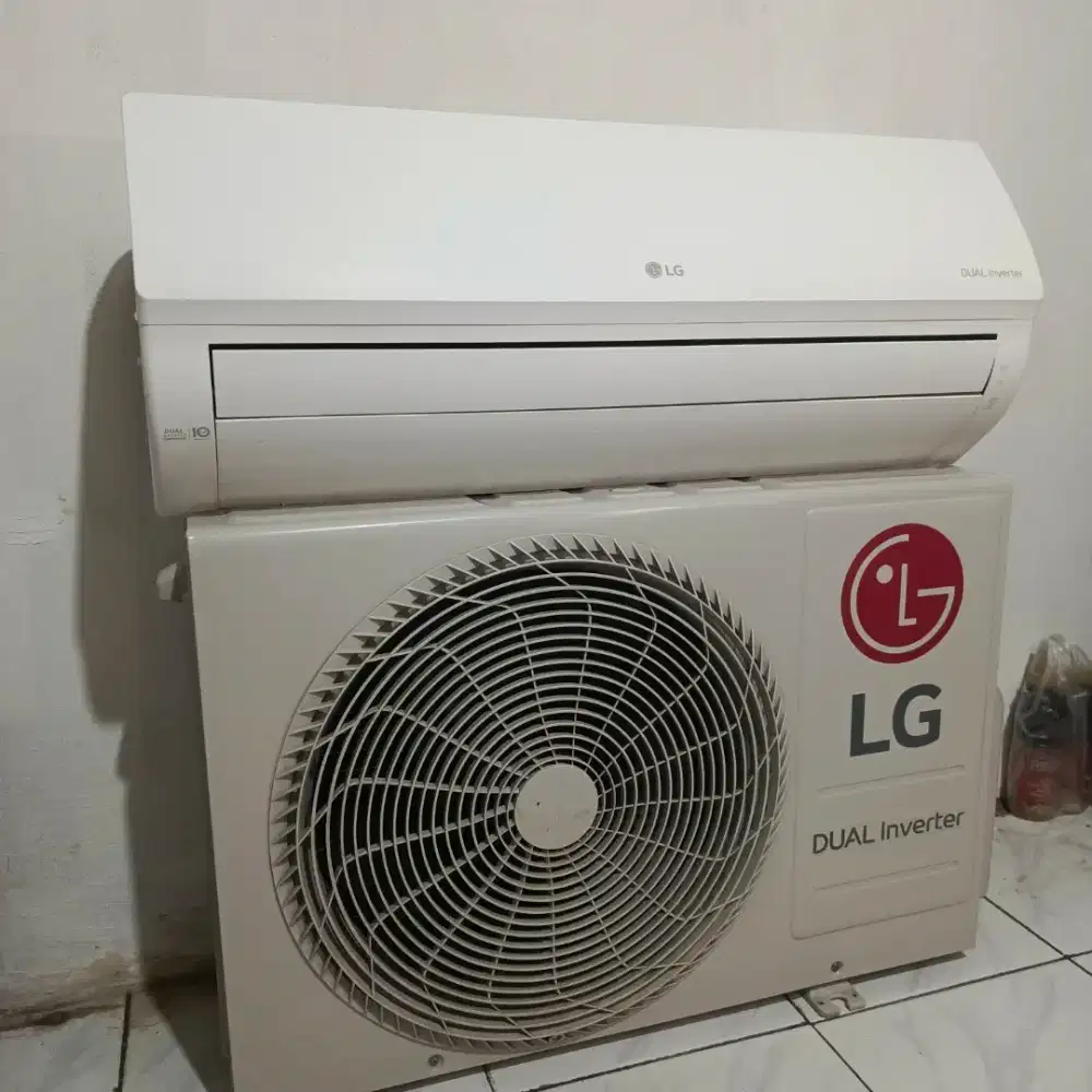 AC LG dual inverter like new