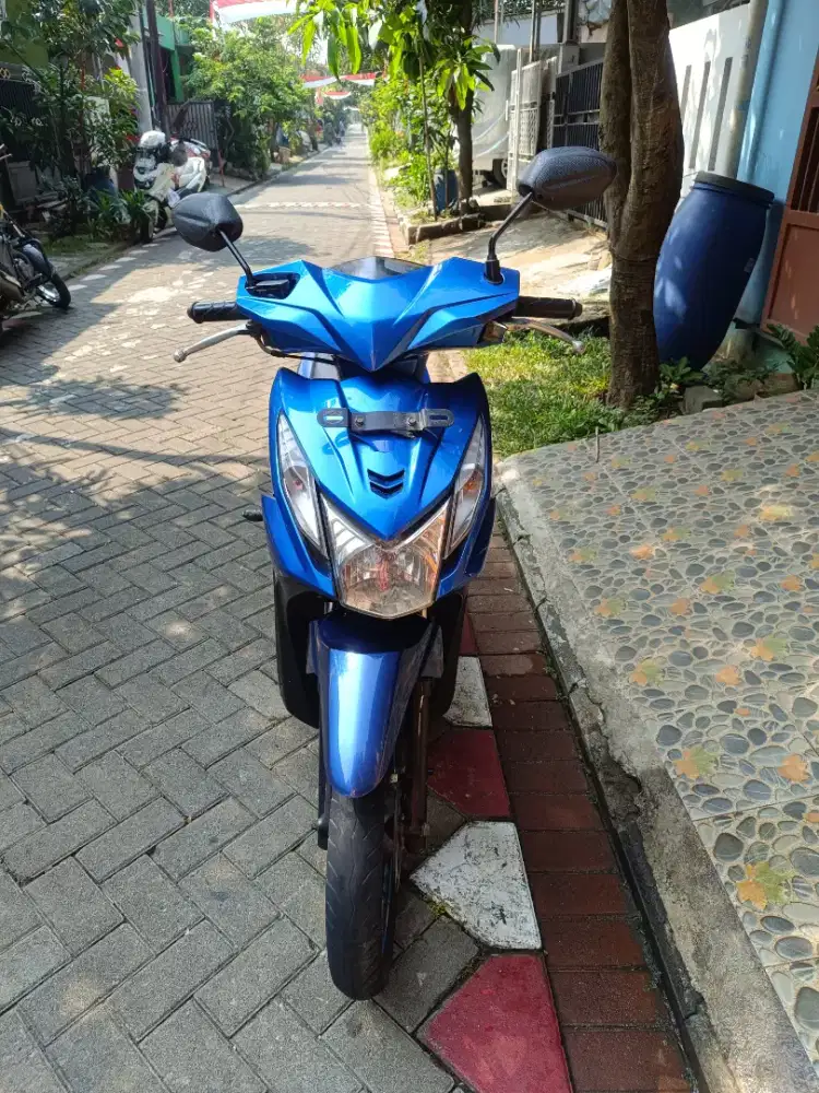 honda beat biru
