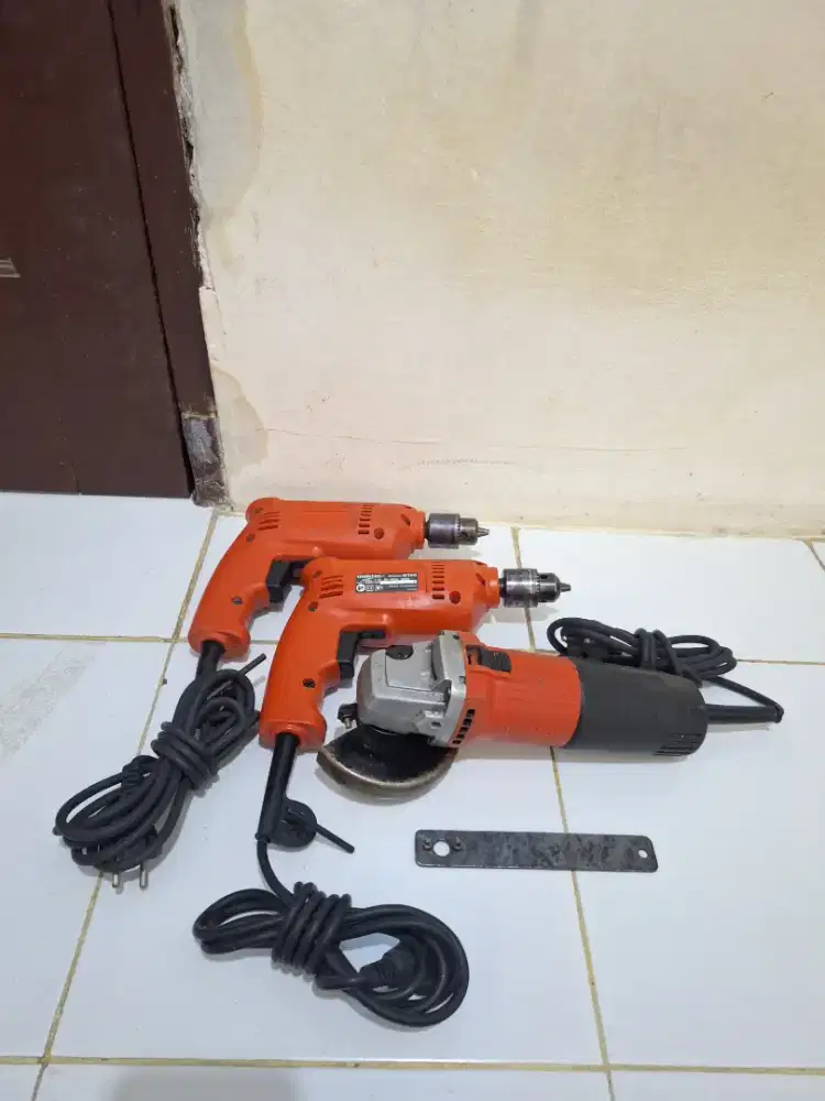 2pcs bor maktec MT60 & gerinda maktec MT90