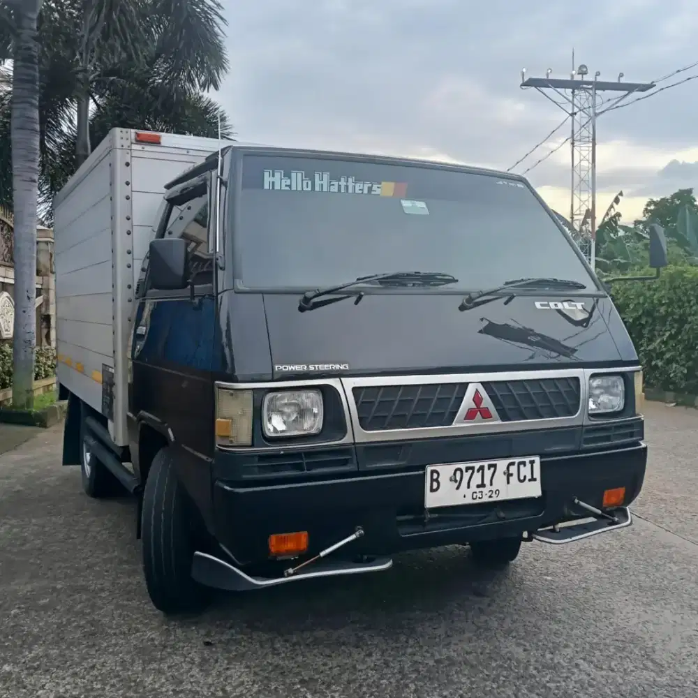 FULL ORISINIL‼️ Mitsubishi L 300 BOX 2.5 PS  Diesel Tahun 2019