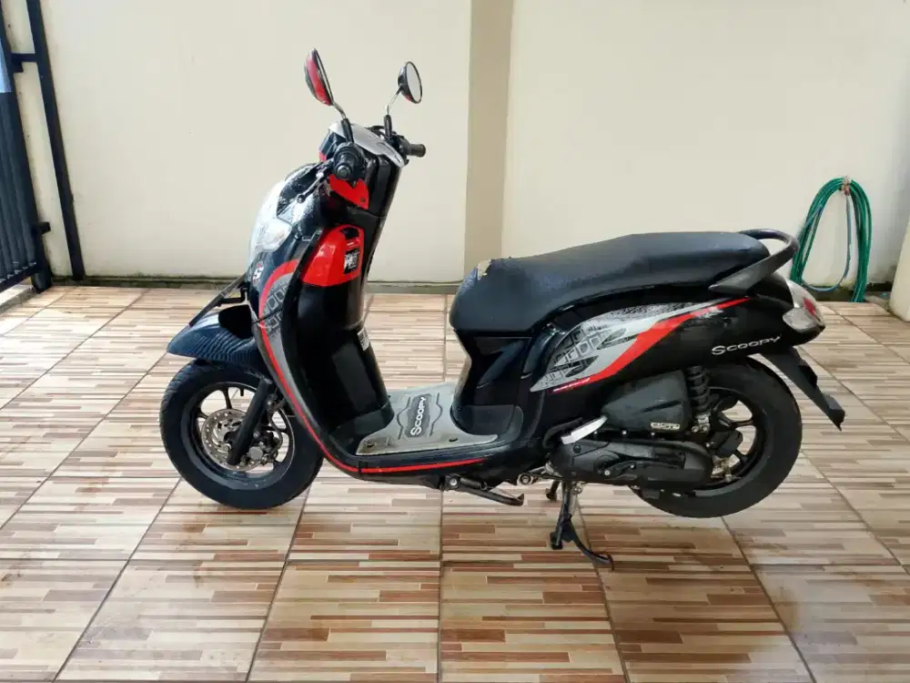 scoopy 2019 KTP nempel