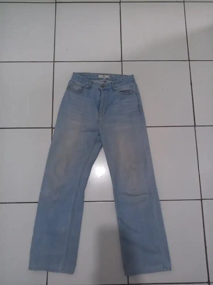 baggy jeans biru laut