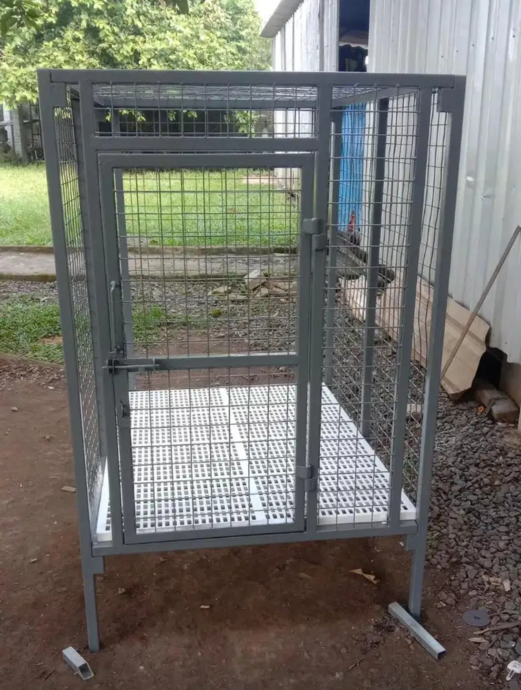 Jual Cepat 2 Kandang Anjing Bekas Senilai Rp8juta, Dijual Rp2.5juta