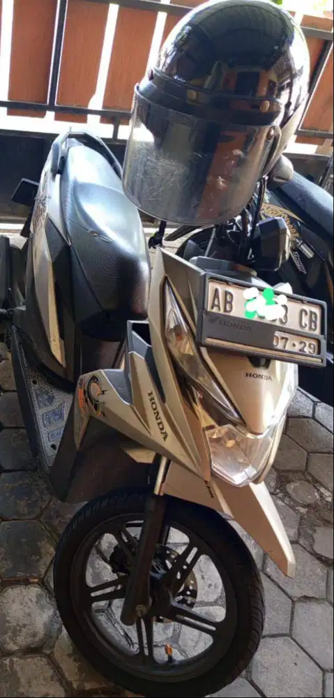 DIJUAL CEPAT – HONDA BEAT STREET 2019
