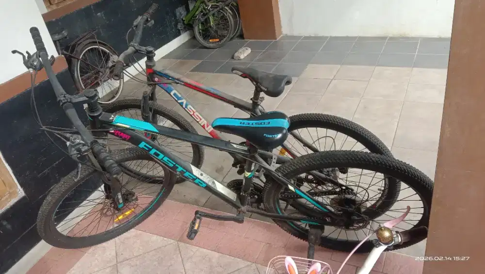 Dijual 4 unit sepeda bekas (2 sepeda gunung, 1 sepeda ibu2 dn 1 lipat