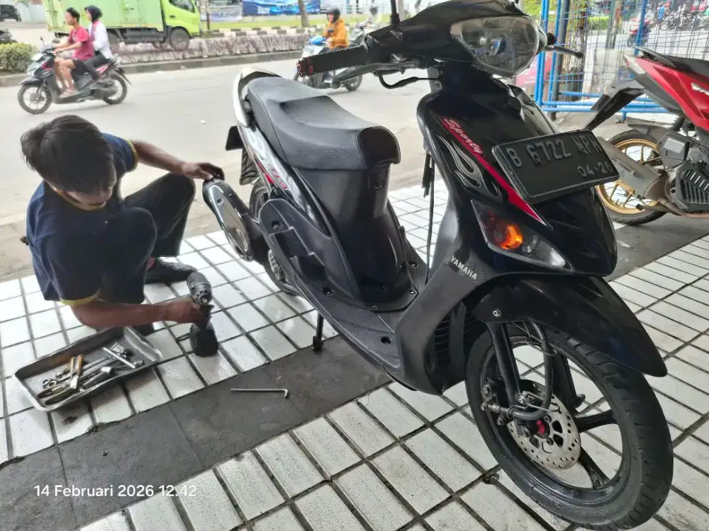 Mio Sporty Tahun 2007 warna hitam