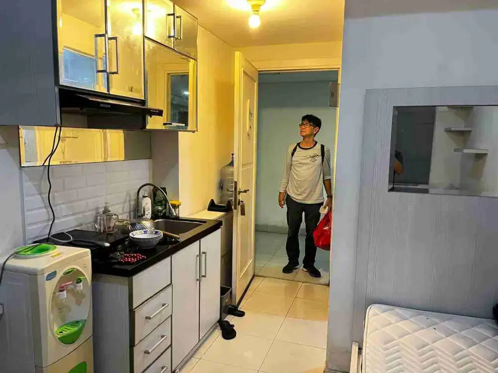 Di sewakan Studio 21m full furnish apartemen green lake sunter tower 1/Slr