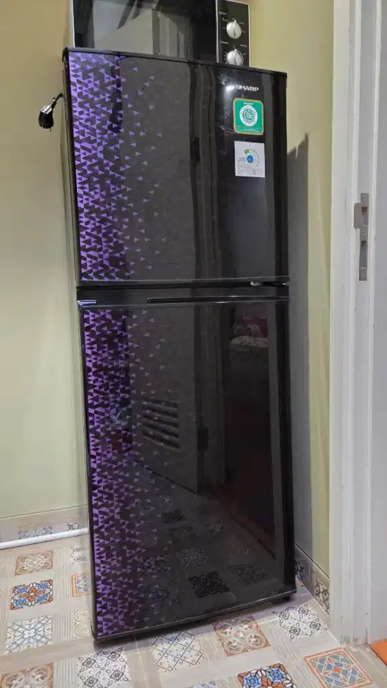 JUAL CEPAT KULKAS SHARP 2 PINTU