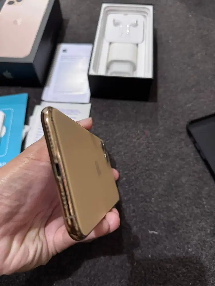 IPhone 11 Pro Max 256GB Gold ex IBOX Fullset Box Original & Invoice