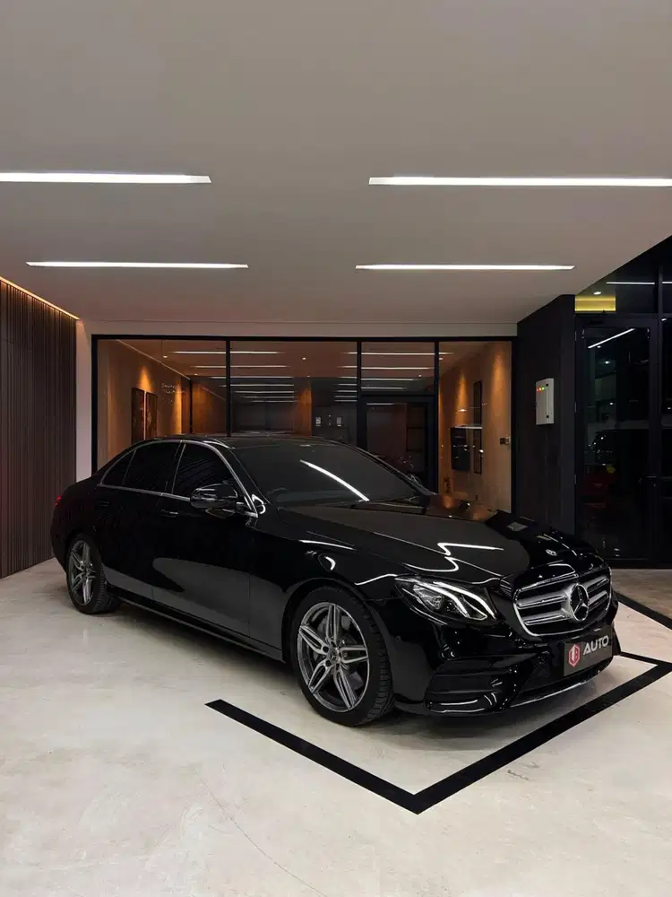 Mercedes Benz E300 AMG 2018 Hitam Mercy Km13rb B116SUS