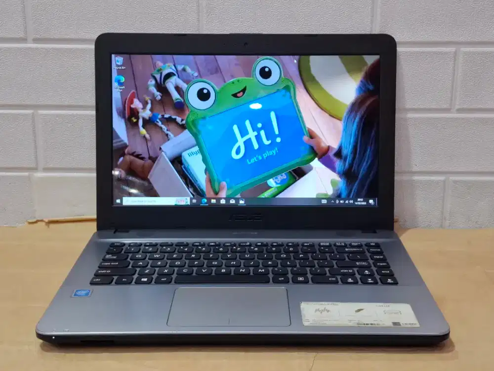 Asus Vivobook 14_X441MA/ProsesorIntel Celeron N4000/Ram 4GB/SSD 120GB