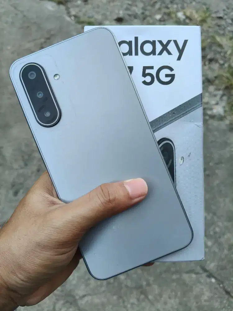 Samsung A17 5g ram 8/256gb