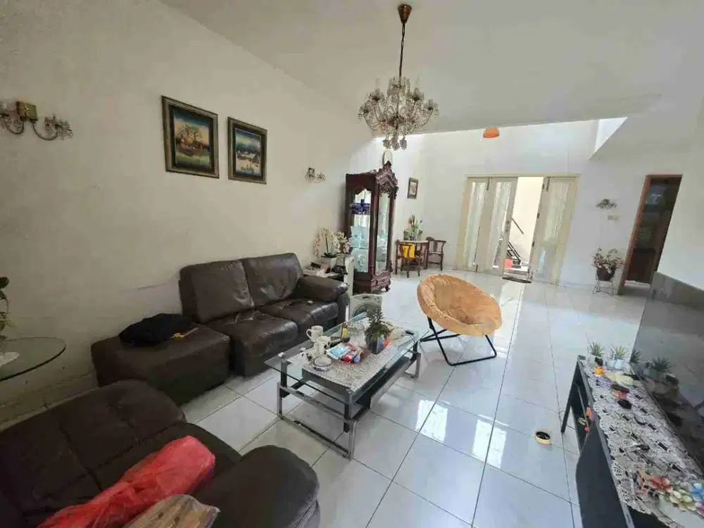 rumah lama terawat siap huni sektor 9 bintaro jaya