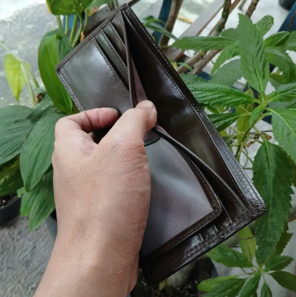 Dompet Pria Full kulit sapi Asli Awet Elegan
