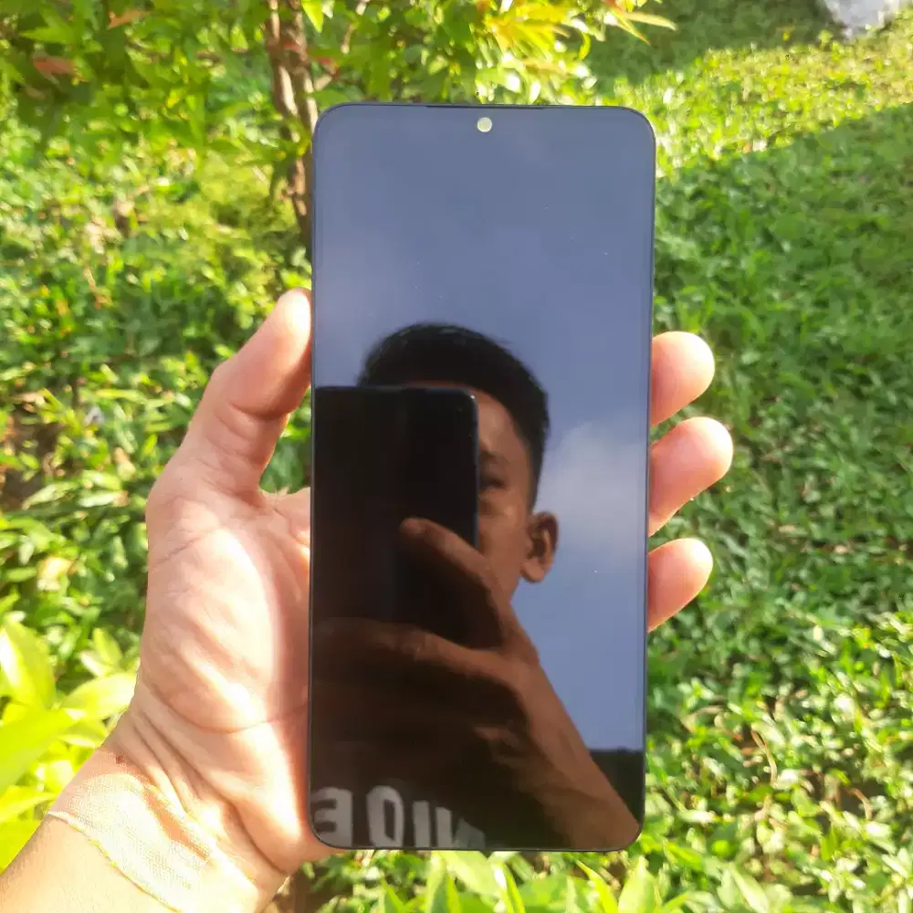 Lcd plus baterai Samsung a05 kondisi bekas copotan