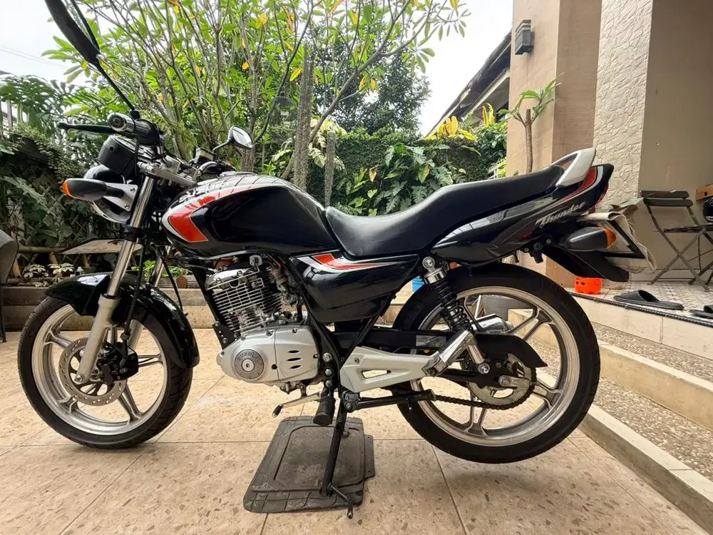Suzuki Thunder 125 Low Km