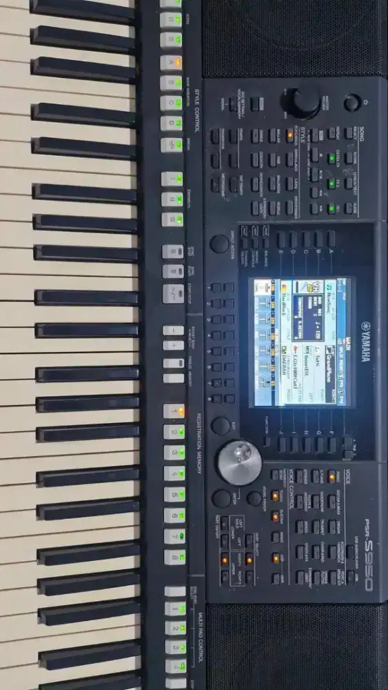 Keyboard Yamaha PSR S 950