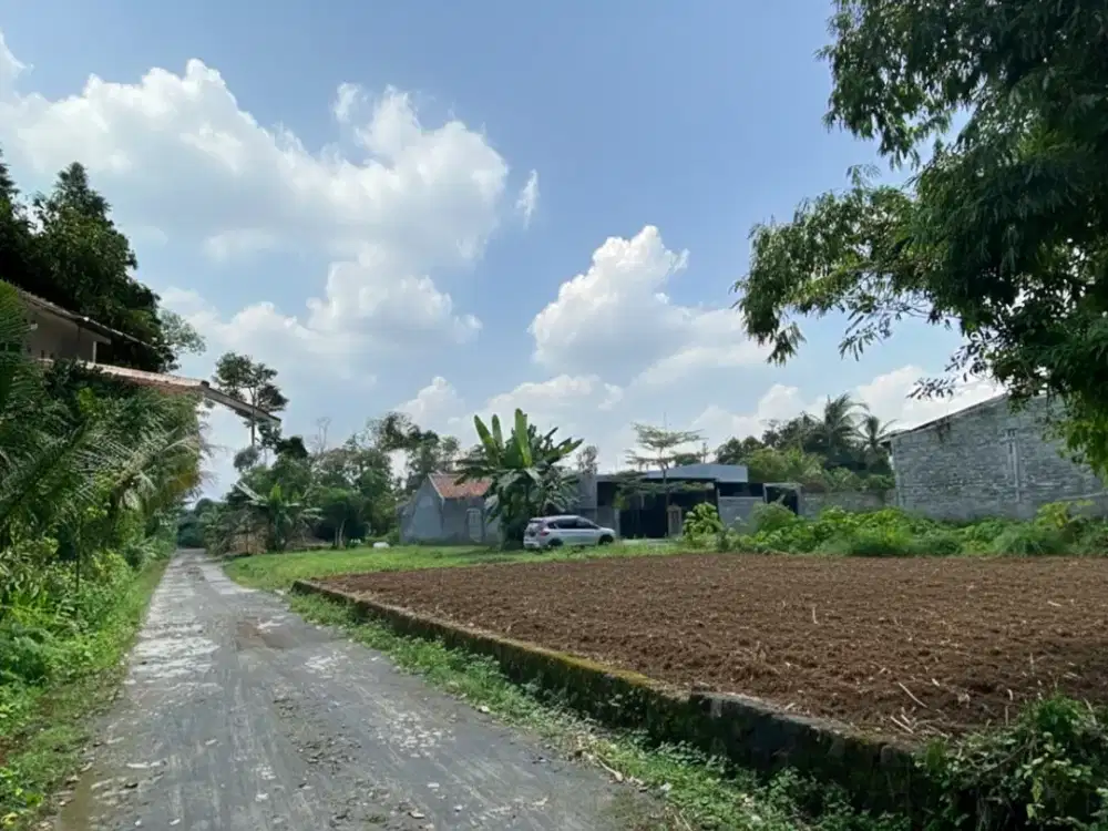 Tanah Siap Bangun Timur Lapangan Klidon Ngaglik Sleman