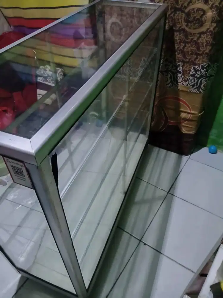 Jual etalase second