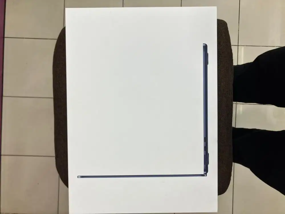 Macbook Air M4 16/256 gb