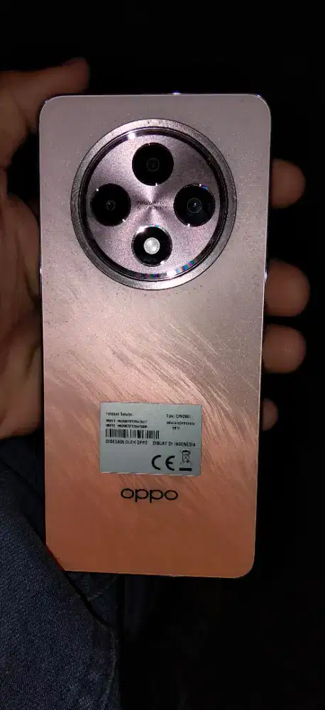 Di jual hp Oppo Reno 12f 8+8 256