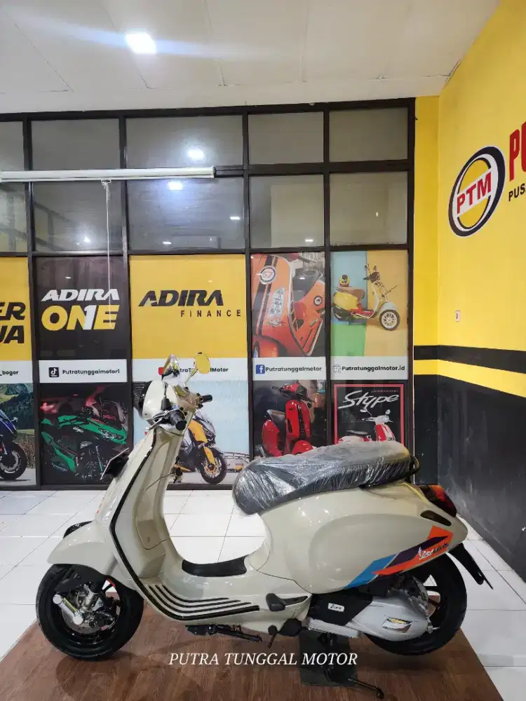 Vespa primavera 150abs km 700