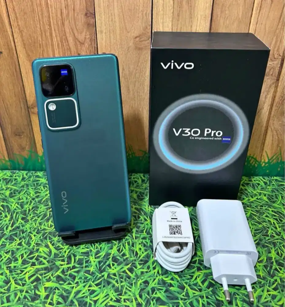 VIVO V30 PRO RAM 12/512 MULUS ISTIMEWA