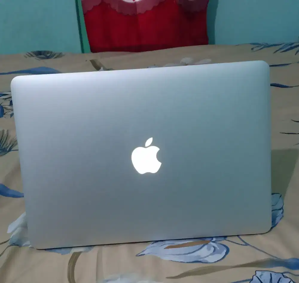 Macbook i5 FULSET i5 Laptop Apple netbook komputer notebook pc iphone