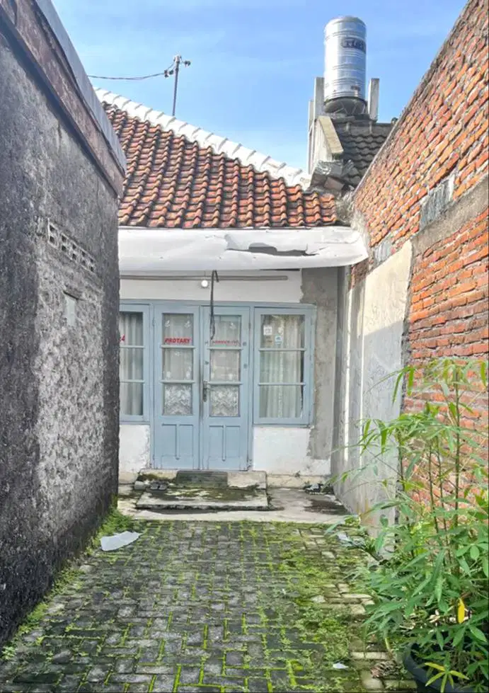 Rumah Klasik di Baciro dekat Kampus UIN Sunan Kalijaga