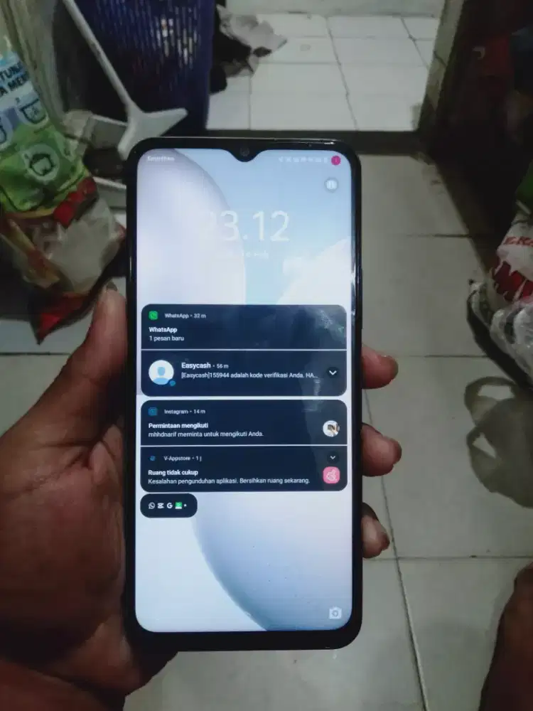 Vivo y18 ram 8 warna green