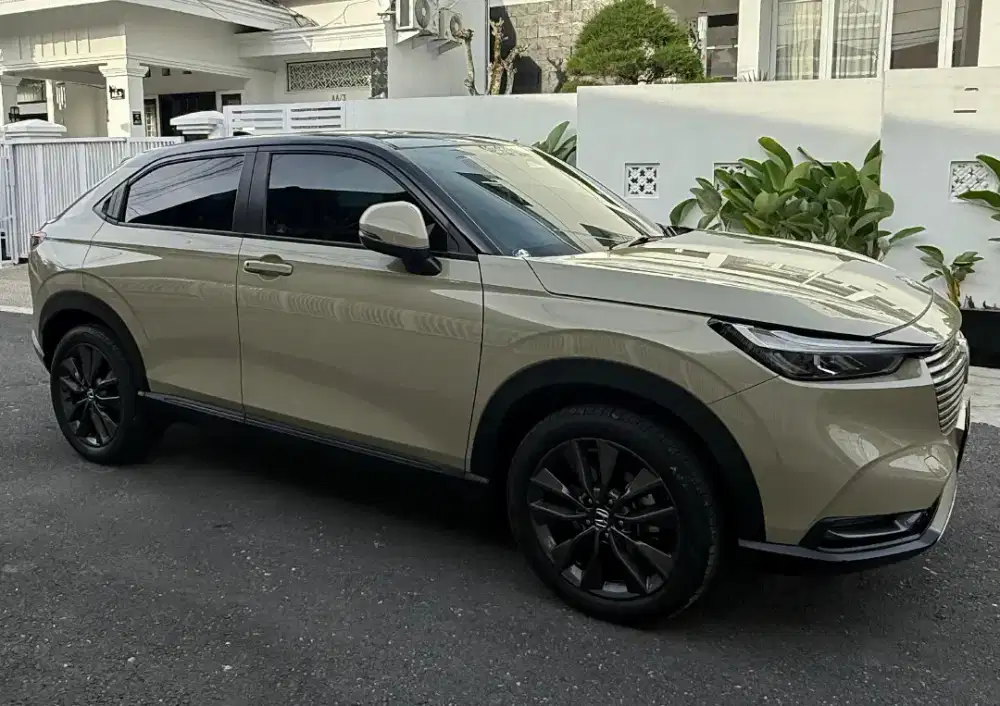 HRV E CVT SE San Khaki Two Tone 2023