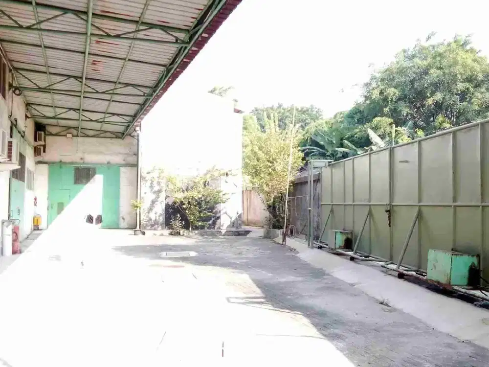 Dijual Ex Gudang Pabrik Lokasi Strategis Pinggir Jalan Cakung Jakarta Timur