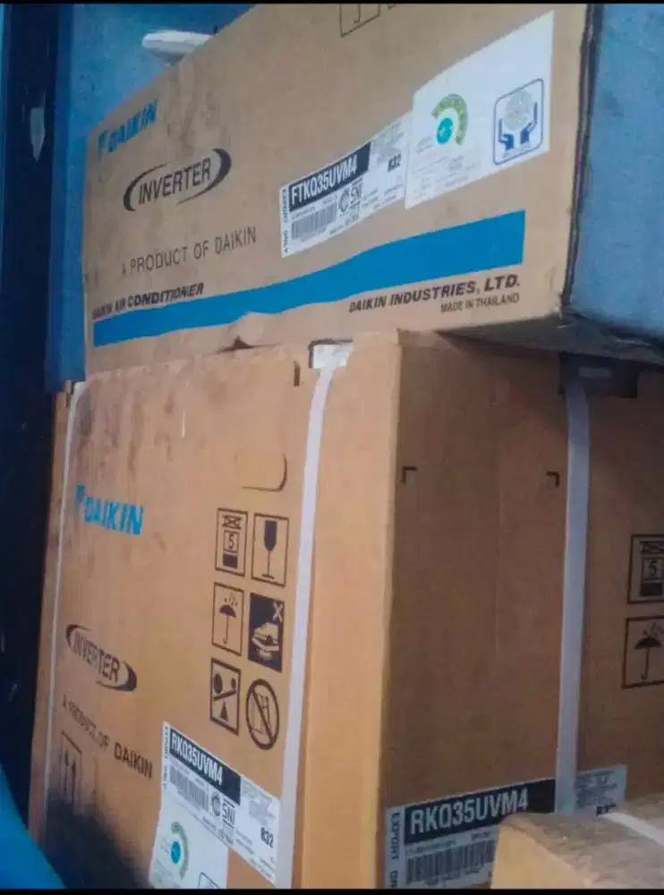 AC daikin 1,5 pk thailand