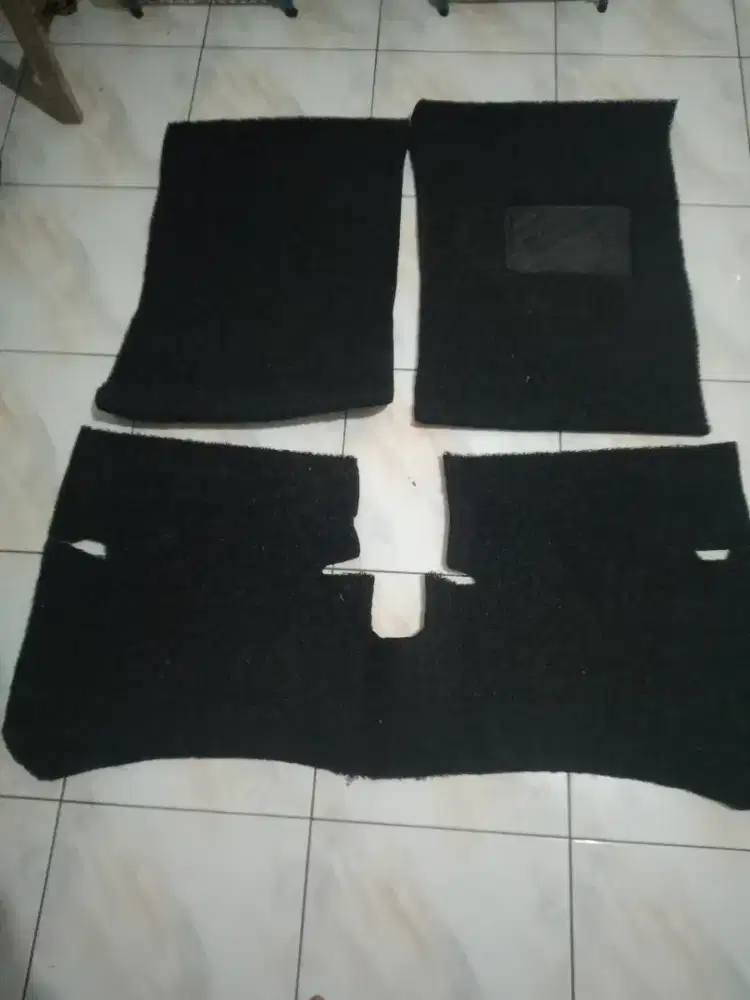 Karpet mobil mie