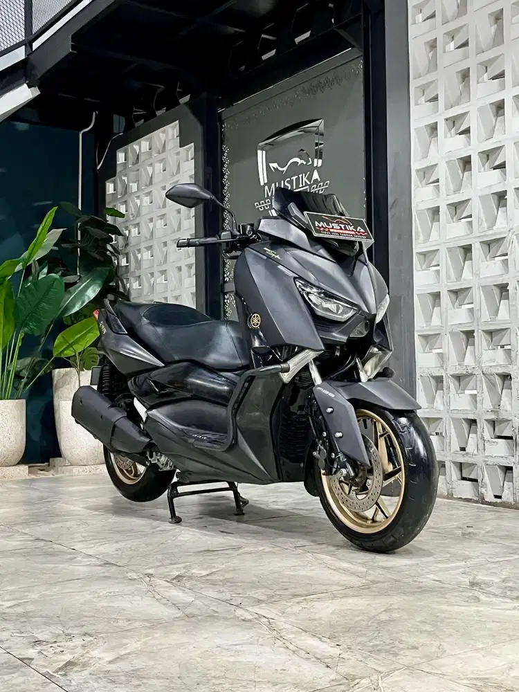 YAMAHA XMAX 250 2020 - Chintia Mustika
