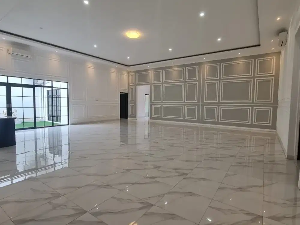 Di Jual Rumah Bangunan Baru American Classic Cilandak Jakarta Selatan