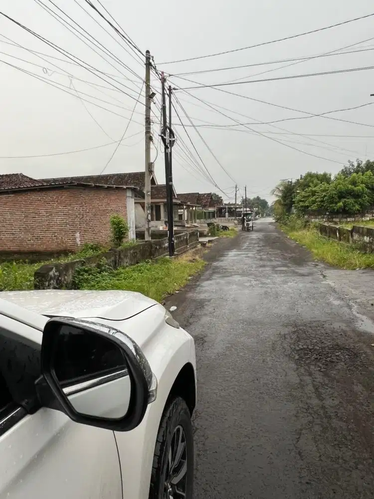 Dijual Tanah 481m2 - Pinggir Jalan, Siap Bangun - Desa Mlaten Puri